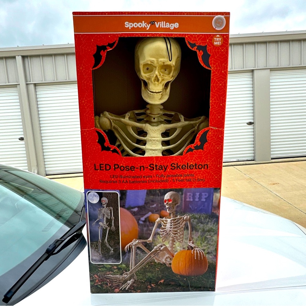 Spooky Village Halloween Skeleton 60” Pose-n-Stay Figure NIB Skull Decoration